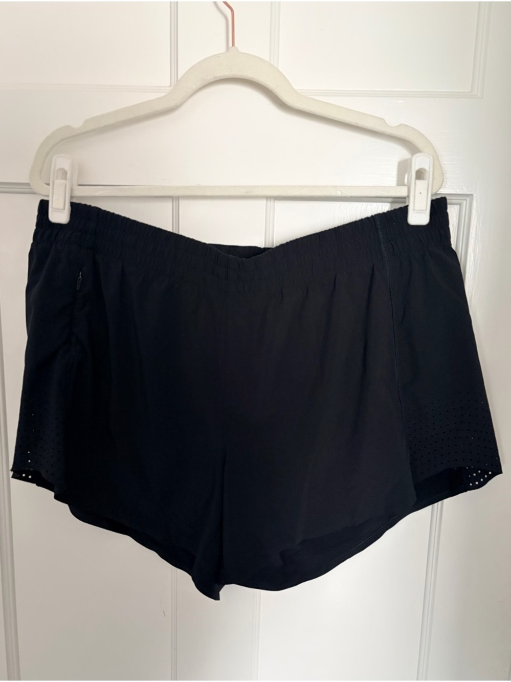 Athleta Black Performance Athletic Shorts